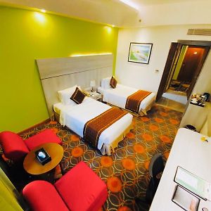 Superior Twin Room City View